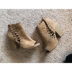 Heeled booties